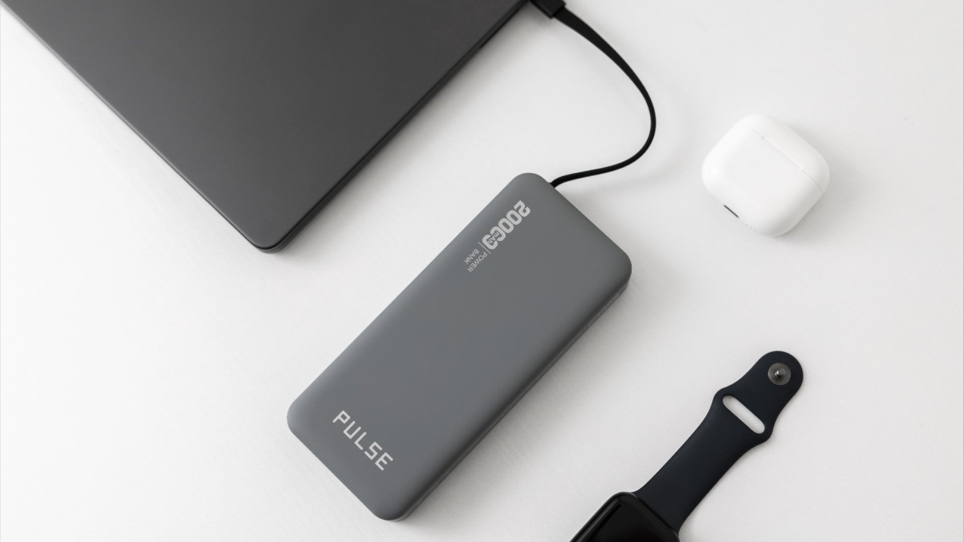 The Real Difference Between 5,000mAh and 20,000mAh Chargers